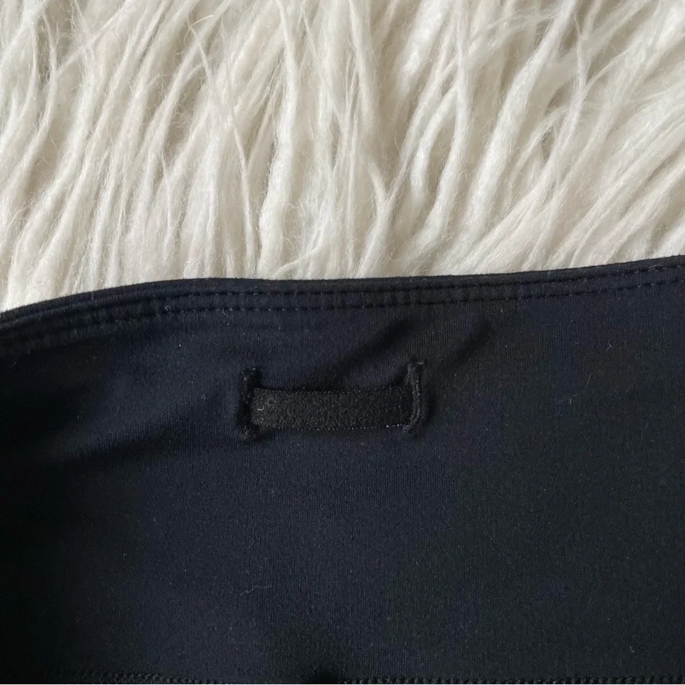 Sweaty Betty Black All Day Contour Capri Gym Leggings SB314 EUC Size Medium